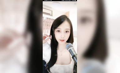 最新《瘋狂抖音》外篇之《抖音擦邊3》顏值主播直播各顯神通 閃現 走光露點 刷邊PK (229)