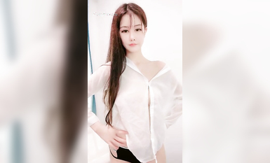 新鮮出爐 絕色女神【椰椰奶】魔鬼身材大長腿 脫光光扒穴了 ！ (3)