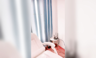 新鮮出爐 絕色女神【椰椰奶】魔鬼身材大長腿 脫光光扒穴了 ！ (3)