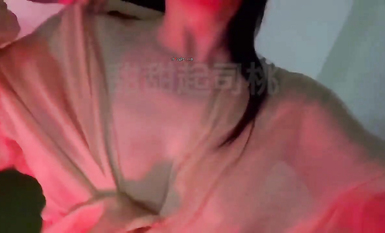 超嫩蘿莉雲集『玉紫醬+甜甜起司桃+貓七小+兔醬』極品翹乳粉穴榨乾你的精華超養眼甜甜起司桃 (5)