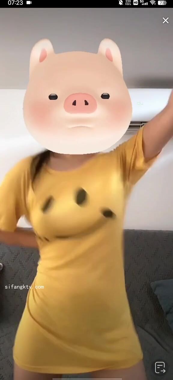 最新《瘋狂抖音》外篇之《抖音擦邊2》顏值主播各顯神通 閃現走光 刷邊尿尿熱舞 扣逼漏奶 (96)