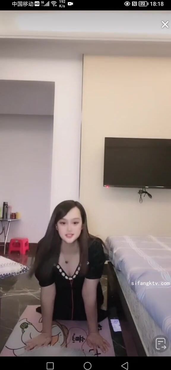 最新《瘋狂抖音》外篇之《抖音擦邊2》顏值主播各顯神通 閃現走光 刷邊尿尿熱舞 扣逼漏奶 (54)