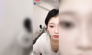 最新《瘋狂抖音》外篇之《抖音擦邊2》顏值主播各顯神通 閃現走光 刷邊尿尿熱舞 扣逼漏奶 (186)