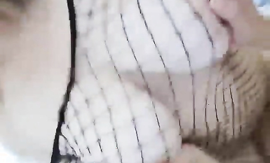 重磅推薦！淫盪肥臀人妻母狗【見過騷的 沒見過這么騷的】喜歡戶外露出，喜歡被很多男人操 (10)