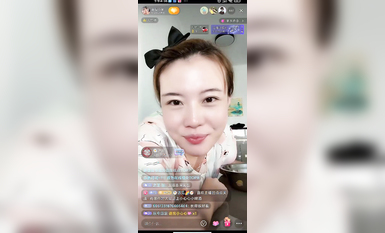 最新《瘋狂抖音》外篇之《抖音擦邊2》顏值主播各顯神通 閃現走光 刷邊尿尿熱舞 扣逼漏奶 (17)