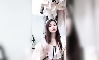 最新《瘋狂抖音》外篇之《抖音擦邊2》顏值主播各顯神通 閃現走光 刷邊尿尿熱舞 扣逼漏奶 (148)