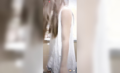 最新《瘋狂抖音》外篇之《抖音擦邊2》顏值主播各顯神通 閃現走光 刷邊尿尿熱舞 扣逼漏奶 (166)