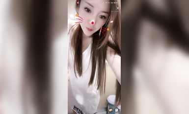 最新《瘋狂抖音》外篇之《抖音擦邊2》顏值主播各顯神通 閃現走光 刷邊尿尿熱舞 扣逼漏奶 (166)