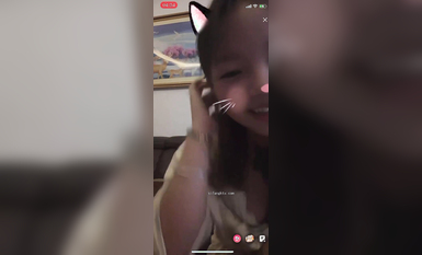 最新《瘋狂抖音》外篇之《抖音擦邊2》顏值主播各顯神通 閃現走光 刷邊尿尿熱舞 扣逼漏奶 (199)