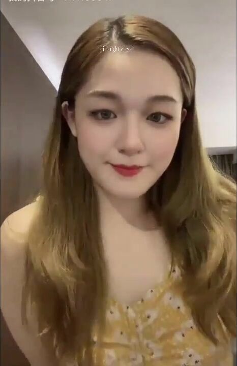 超嫩蘿莉雲集『玉紫醬+甜甜起司桃+貓七小+兔醬』極品翹乳粉穴榨乾你的精華超養眼yui (1)