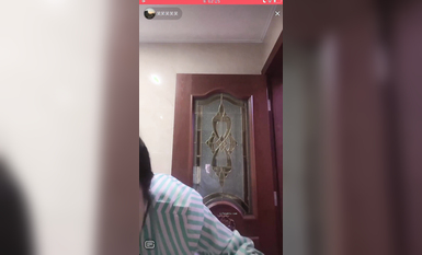 最新《瘋狂抖音》外篇之《抖音擦邊2》顏值主播各顯神通 閃現走光 刷邊尿尿熱舞 扣逼漏奶 (74)