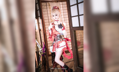 萌新推特00後露臉美少女▌白莉愛吃巧克力▌超美畫風Cos原神宵宮 可愛小蘿莉 三點全露又粉又嫩