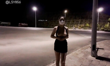 五個極品身材蘿莉反差露出萌妹 公路啪啪 戶外野戰 餐廳露出 絕版資源 極品反差【李淑怡】公路啪啪 公園露出 餐廳 (20)