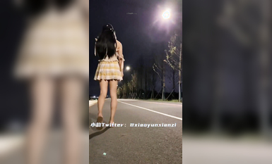 五個極品身材蘿莉反差露出萌妹 公路啪啪 戶外野戰 餐廳露出 絕版資源 小韻 (3)