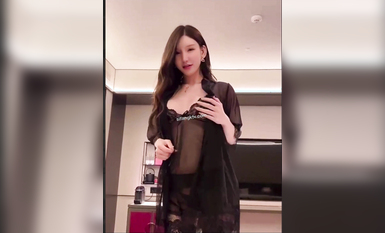 秀人極品網紅『周於希』頂級劇情新作 黑絲慾望 性感女神氣質撩人 SM道具+拍打+鞭撻 高清1080P版 (3)