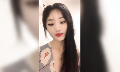 女神！奶子超級大~【聲音超甜】尺度突破！終於漏B了~狂擼~ (2)