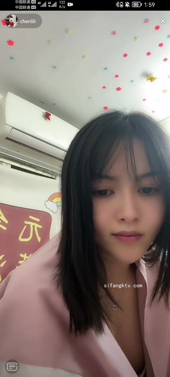 最新《瘋狂抖音》外篇之《抖音擦邊4》顏值主播各顯神通 閃現走光 刷邊瘋狂作死 扣逼漏奶 (241)