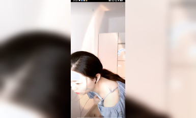 最新《瘋狂抖音》外篇之《抖音擦邊4》顏值主播各顯神通 閃現走光 刷邊瘋狂作死 扣逼漏奶 (254)