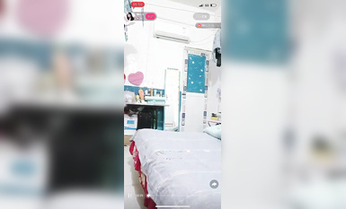 最新《瘋狂抖音》外篇之《抖音擦邊4》顏值主播各顯神通 閃現走光 刷邊瘋狂作死 扣逼漏奶 (85)