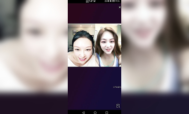 最新《瘋狂抖音》外篇之《抖音擦邊4》顏值主播各顯神通 閃現走光 刷邊瘋狂作死 扣逼漏奶 (63)