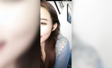 最新《瘋狂抖音》外篇之《抖音擦邊4》顏值主播各顯神通 閃現走光 刷邊瘋狂作死 扣逼漏奶 (115)