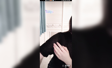 最新《瘋狂抖音》外篇之『三亞美女2』極品三亞外圍美女大秀身材 作死大尺度 摳B揉乳擠奶 (174)