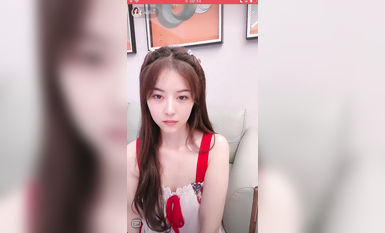 最新《瘋狂抖音》外篇之《抖音擦邊4》顏值主播各顯神通 閃現走光 刷邊瘋狂作死 扣逼漏奶 (242)