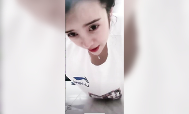 最新《瘋狂抖音》外篇之《抖音擦邊4》顏值主播各顯神通 閃現走光 刷邊瘋狂作死 扣逼漏奶 (301)