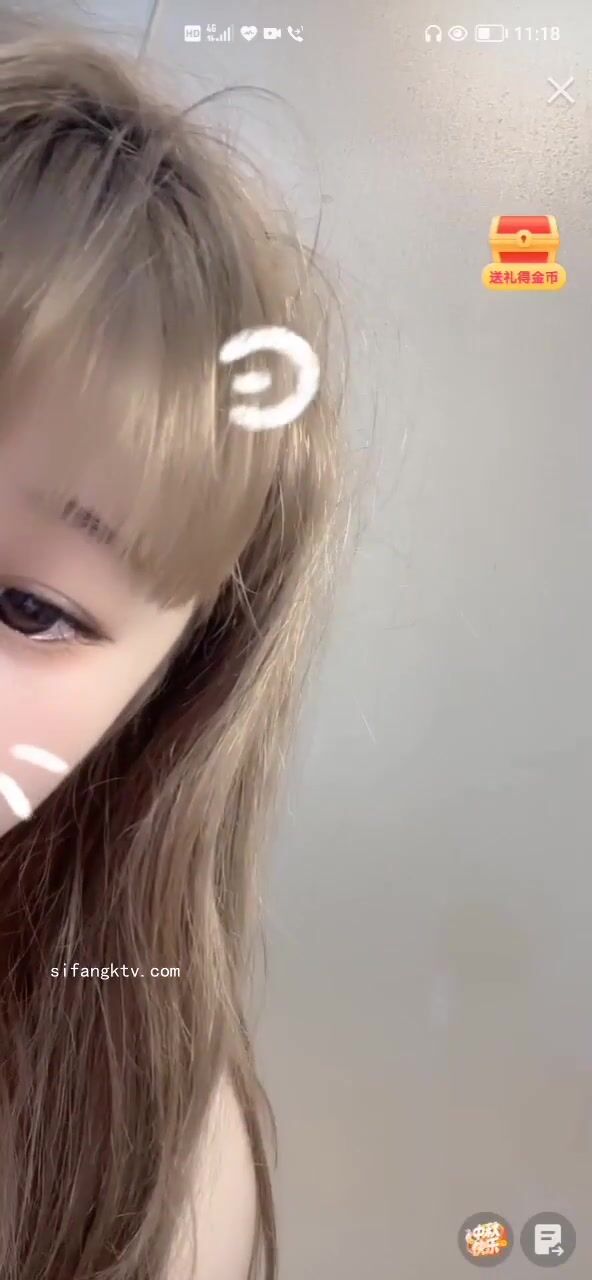 最新《瘋狂抖音》外篇之《抖音擦邊4》顏值主播各顯神通 閃現走光 刷邊瘋狂作死 扣逼漏奶 (137)