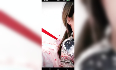 最新《瘋狂抖音》外篇之《抖音擦邊4》顏值主播各顯神通 閃現走光 刷邊瘋狂作死 扣逼漏奶 (11)