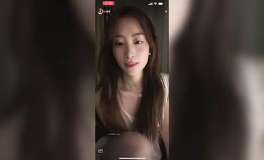 最新《瘋狂抖音》外篇之《抖音擦邊4》顏值主播各顯神通 閃現走光 刷邊瘋狂作死 扣逼漏奶 (272)