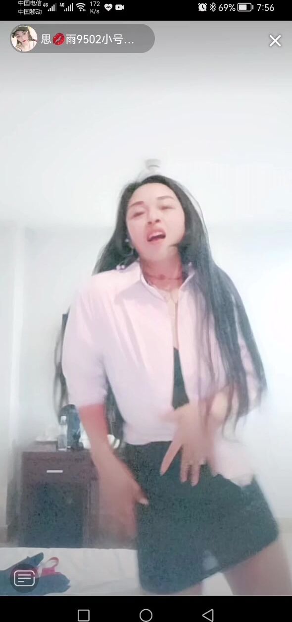 最新《瘋狂抖音》外篇之『三亞美女2』極品三亞外圍美女大秀身材 作死大尺度 摳B揉乳擠奶 (160)