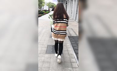 稀缺學姐專場 專業抄底靚麗制服學姐珍藏版 貼著美女屁股抄 有燈光加持畫質特好 超清4K原版9034 (3)