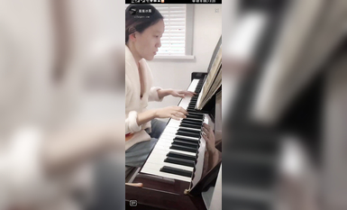 最新《瘋狂抖音》外篇之『三亞美女2』極品三亞外圍美女大秀身材 作死大尺度 摳B揉乳擠奶 (83)