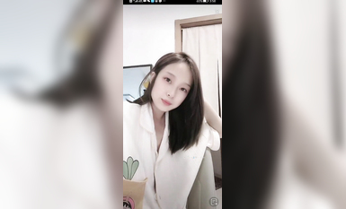 最新《瘋狂抖音》外篇之《抖音擦邊4》顏值主播各顯神通 閃現走光 刷邊瘋狂作死 扣逼漏奶 (120)