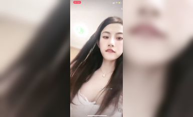 最新《瘋狂抖音》外篇之《抖音擦邊4》顏值主播各顯神通 閃現走光 刷邊瘋狂作死 扣逼漏奶 (276)