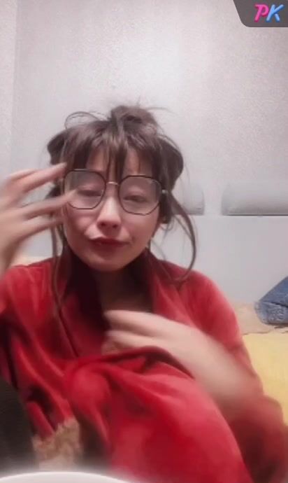 最新《瘋狂抖音》外篇之『三亞美女2』極品三亞外圍美女大秀身材 作死大尺度 摳B揉乳擠奶 (167)