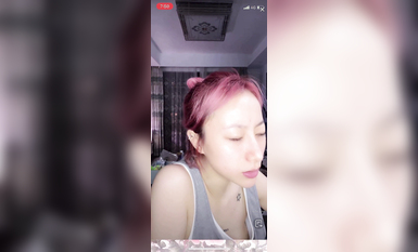 最新《瘋狂抖音》外篇之《抖音擦邊4》顏值主播各顯神通 閃現走光 刷邊瘋狂作死 扣逼漏奶 (3)