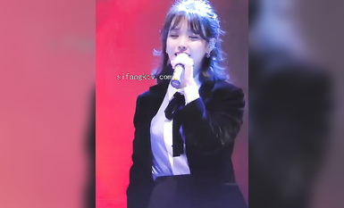 最新《瘋狂抖音》外篇之《抖音擦邊4》顏值主播各顯神通 閃現走光 刷邊瘋狂作死 扣逼漏奶 (153)