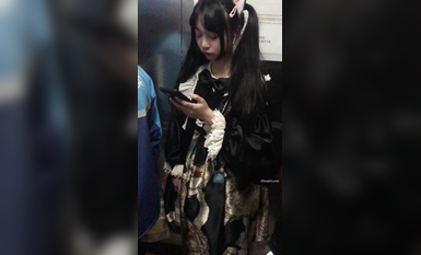 稀缺學姐專場 專業抄底靚麗制服學姐珍藏版 貼著美女屁股抄 有燈光加持畫質特好 超清4K原版 (46)