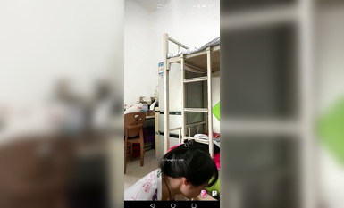 最新《瘋狂抖音》外篇之《抖音擦邊4》顏值主播各顯神通 閃現走光 刷邊瘋狂作死 扣逼漏奶 (71)