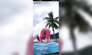 最新《瘋狂抖音》外篇之『三亞美女2』極品三亞外圍美女大秀身材 作死大尺度 摳B揉乳擠奶 (164)