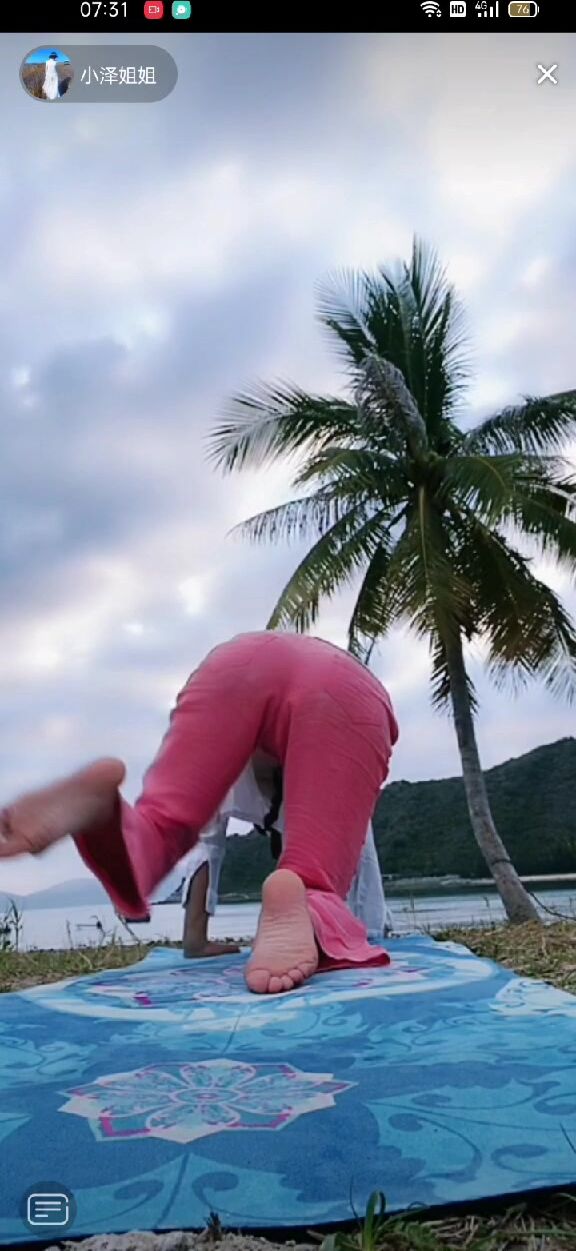 最新《瘋狂抖音》外篇之『三亞美女2』極品三亞外圍美女大秀身材 作死大尺度 摳B揉乳擠奶 (164)