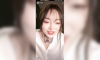 最新《瘋狂抖音》外篇之《抖音擦邊4》顏值主播各顯神通 閃現走光 刷邊瘋狂作死 扣逼漏奶 (161)