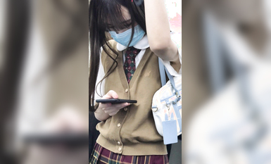 稀缺學姐專場 專業抄底靚麗制服學姐珍藏版 貼著美女屁股抄 有燈光加持畫質特好 超清4K原版 (40)