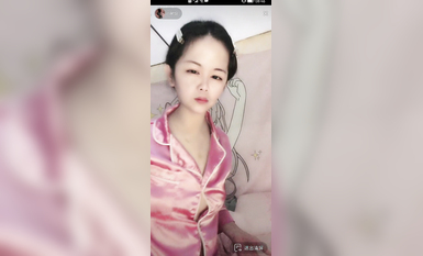 最新《瘋狂抖音》外篇之『三亞美女2』極品三亞外圍美女大秀身材 作死大尺度 摳B揉乳擠奶 (75)