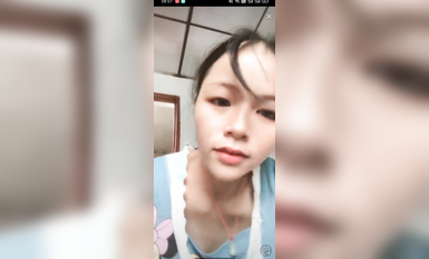 最新《瘋狂抖音》外篇之《抖音擦邊4》顏值主播各顯神通 閃現走光 刷邊瘋狂作死 扣逼漏奶 (83)