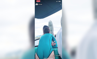 最新《瘋狂抖音》外篇之『三亞美女2』極品三亞外圍美女大秀身材 作死大尺度 摳B揉乳擠奶 (5)