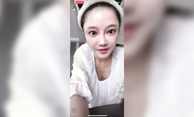 最新《瘋狂抖音》外篇之《抖音擦邊4》顏值主播各顯神通 閃現走光 刷邊瘋狂作死 扣逼漏奶 (49)