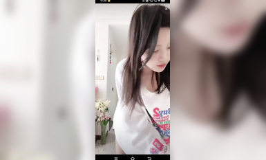 最新《瘋狂抖音》外篇之《抖音擦邊4》顏值主播各顯神通 閃現走光 刷邊瘋狂作死 扣逼漏奶 (168)